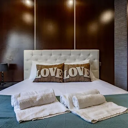 Charming 1 Bedroom In By Lovelystay Apartment